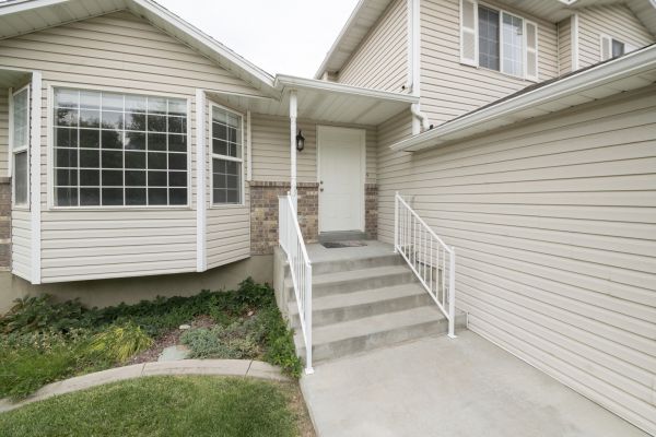 White Vinyl Siding Replacement in Concord